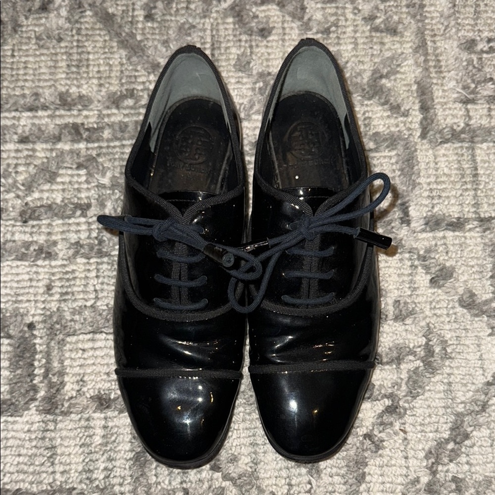 Tory Burch Black Patent Leather Oxford Shoes